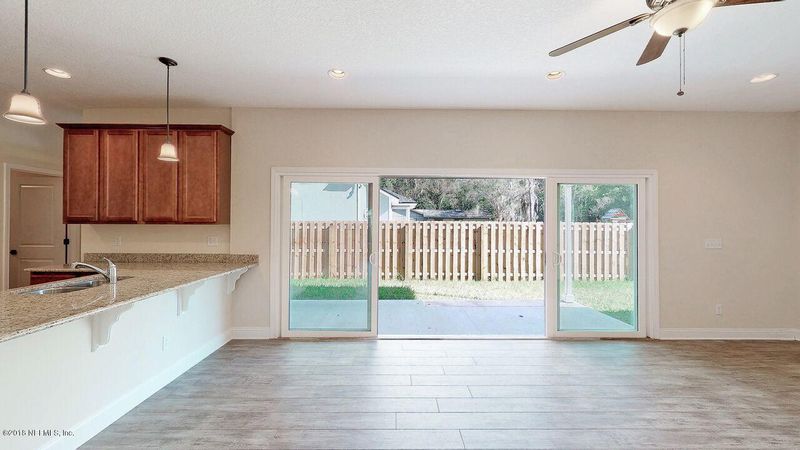 748 Floyd St, Fleming Island, FL 32003