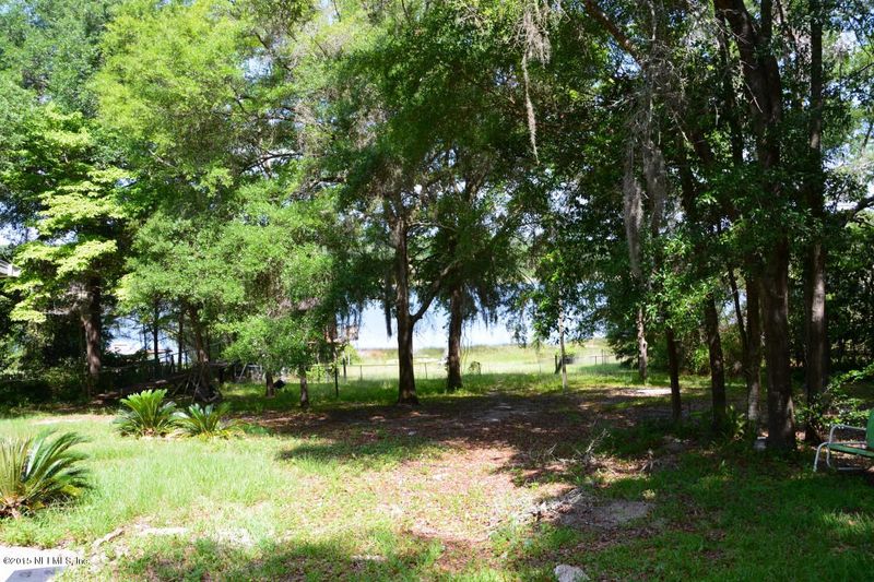 7486 Paradise Dr, Keystone Heights, FL 32656