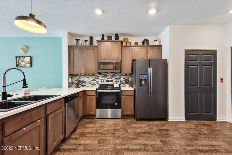 75 Scotch Pebble Dr, St Johns, FL 32259