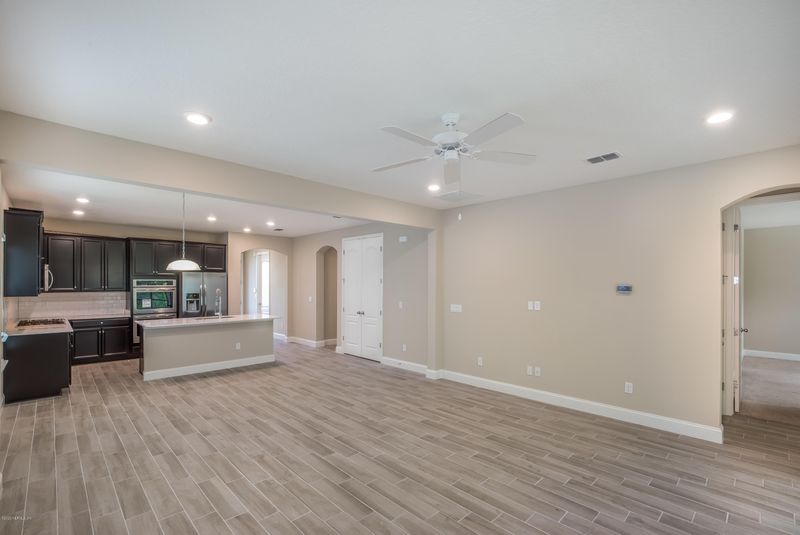 7501 Rock Brook Dr, Jacksonville, FL 32222