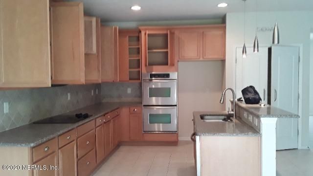 75067 Ravenwood Dr, Yulee, FL 32097