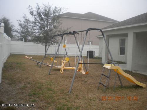 7513 Advantage Ct, Jacksonville, FL 32277