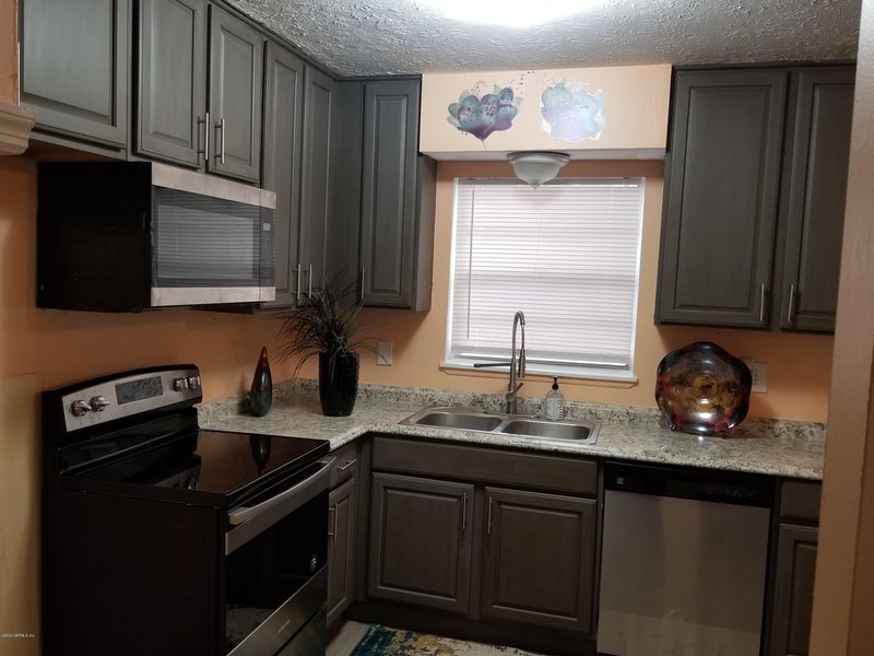 7516 Wheat Rd, Jacksonville, FL 32244