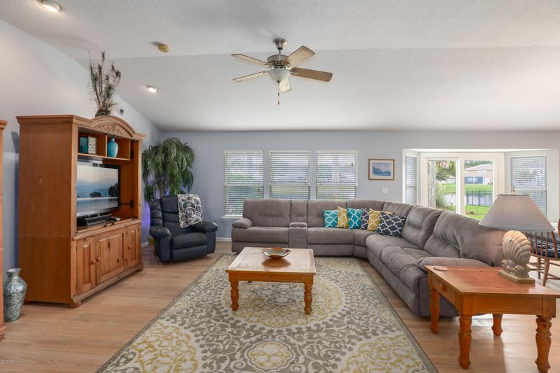 75176 Brookwood Dr, Yulee, FL 32097