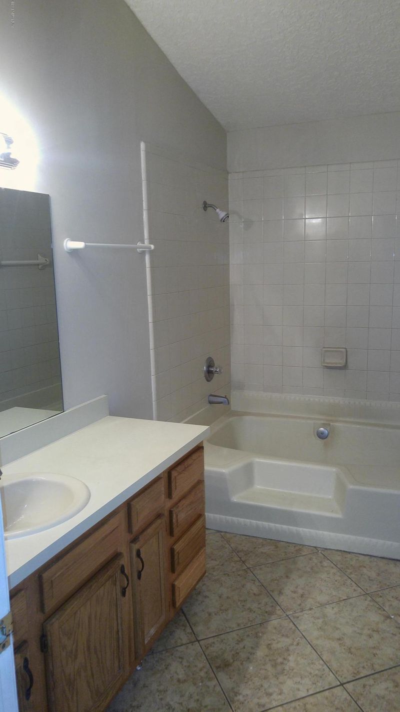 7518 Ginger Tea Trl W, Jacksonville, FL 32244