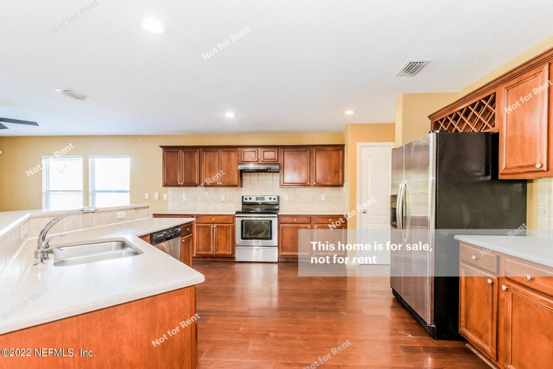 7519 Hawks Cliff Dr, Jacksonville, FL 32222