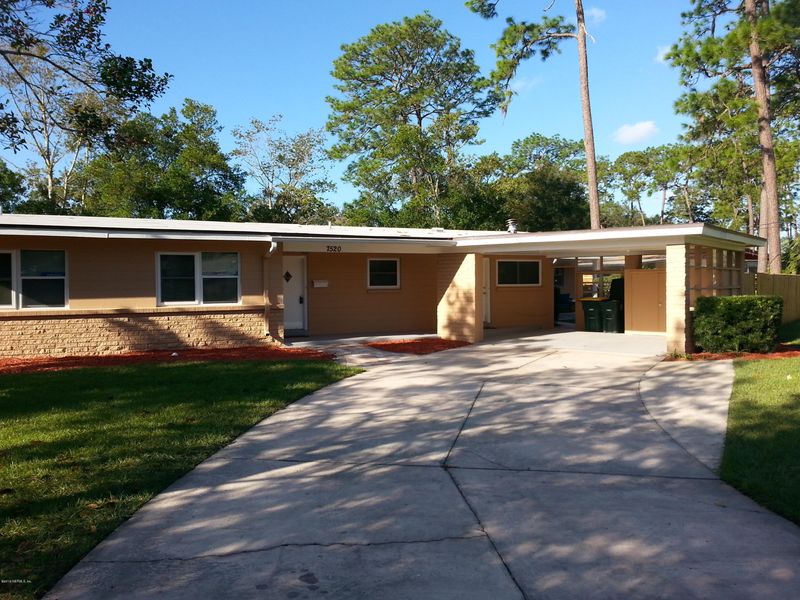 7520 Altama Rd, Jacksonville, FL 32216