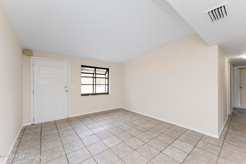 7520 N Ridgeway Rd, Jacksonville, FL 32244