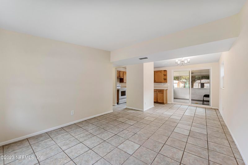 7520 N Ridgeway Rd, Jacksonville, FL 32244