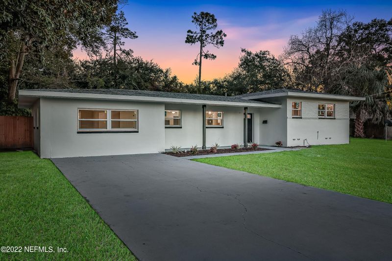 7527 Francisco Rd, Jacksonville, FL 32217