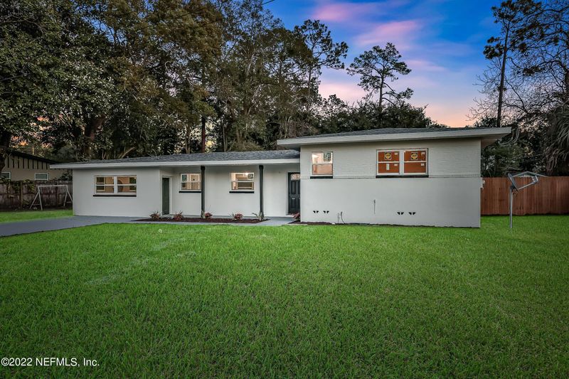 7527 Francisco Rd, Jacksonville, FL 32217