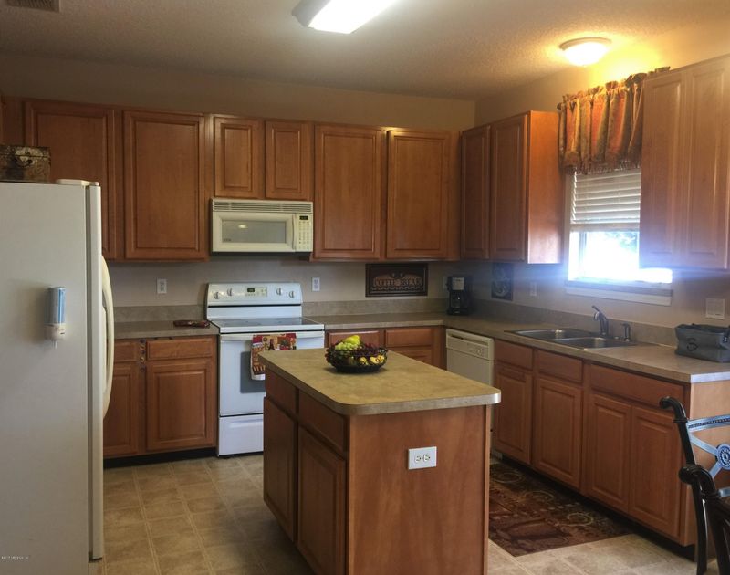 753 Bellshire Dr, Orange Park, FL 32065