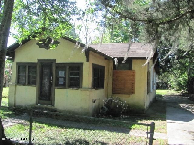 7536 Berry Ave, Jacksonville, FL 32211