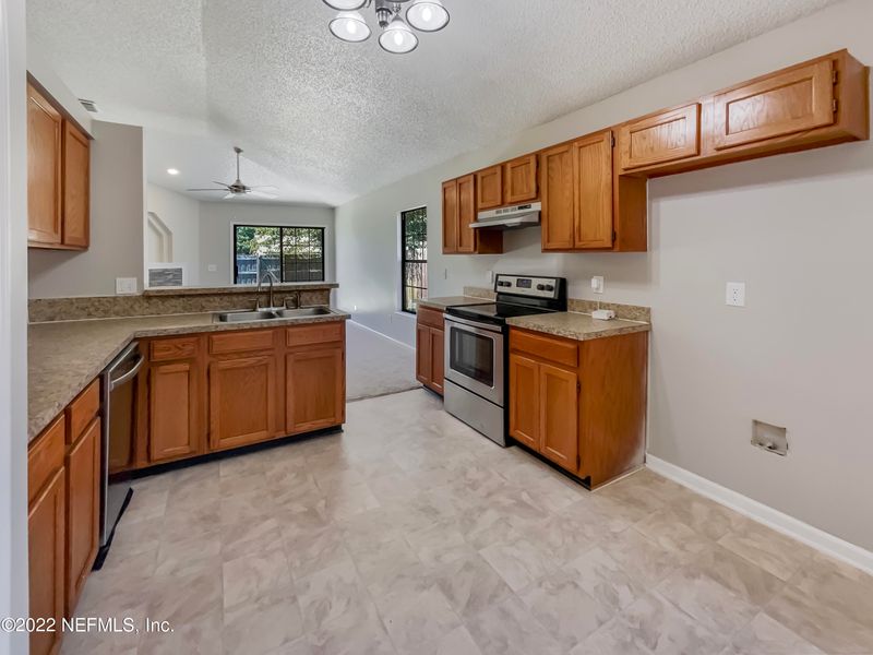 7542 Ginger Tea Trl W, Jacksonville, FL 32244