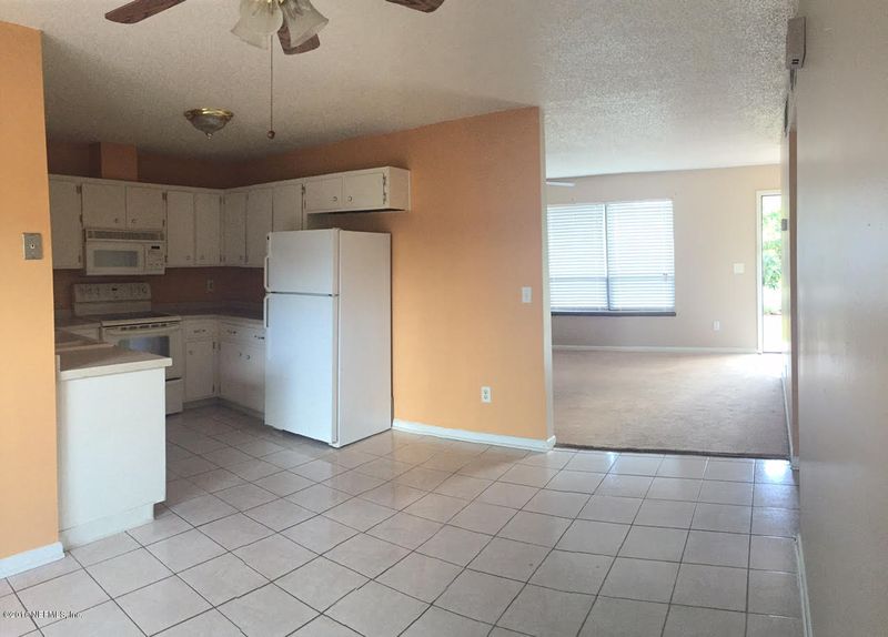 7548 Collins Ct, Jacksonville, FL 32244