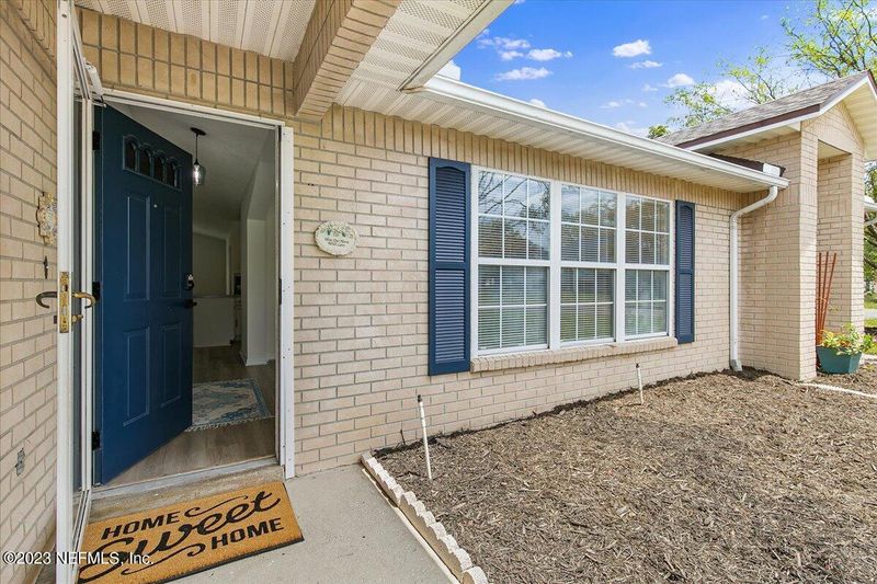 7567 Dover Cliff Dr N, Jacksonville, FL 32244