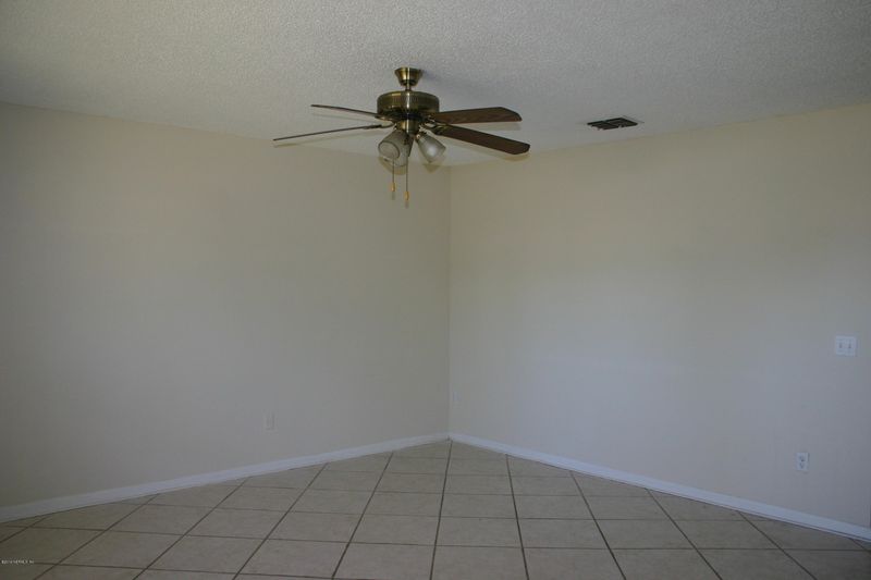 7582 Pheasant Run Dr, Jacksonville, FL 32244