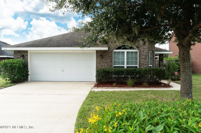 7585 Vandalay Dr, Jacksonville, FL 32244
