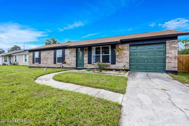 7590 Pheasant Run Dr, Jacksonville, FL 32244