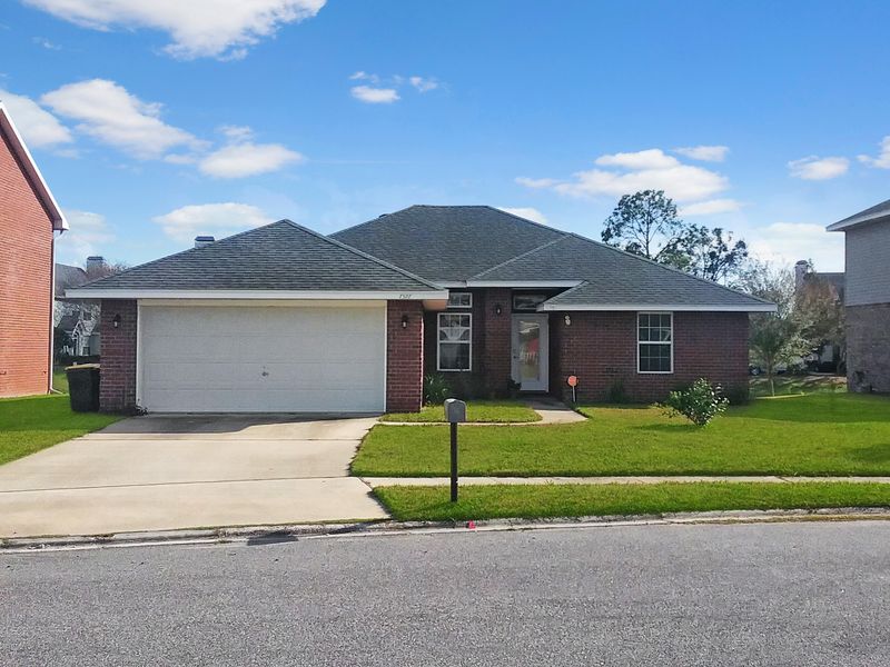 7597 Vandalay Dr, Jacksonville, FL 32244