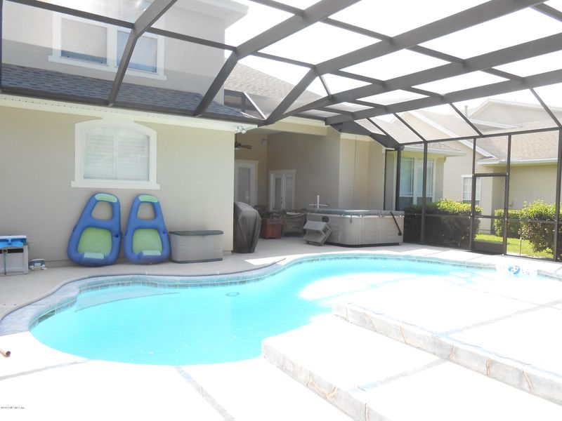760 Eagle Point Dr, St Johns, FL 32092