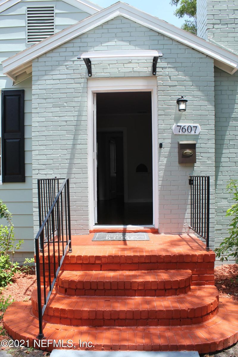 7607 N Pearl St, Jacksonville, FL 32208