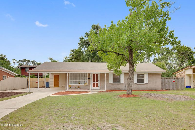 7612 Tacony Dr, Jacksonville, FL 32277