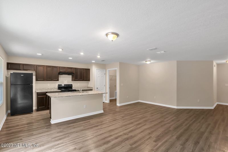 7615 Dandy Ave, Jacksonville, FL 32211