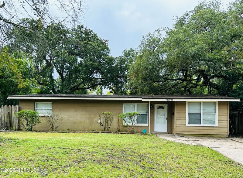 7620 Mayapple Ct, Jacksonville, FL 32211