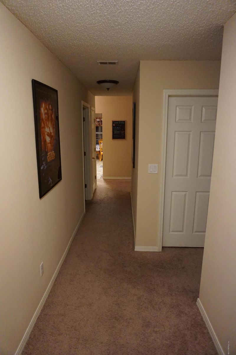 7622 Lookout Point Dr, Jacksonville, FL 32210