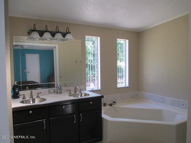 7630 315 County Rd, Keystone Heights, FL 32656