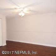 7635 Mc Cowan Dr, Jacksonville, FL 32244