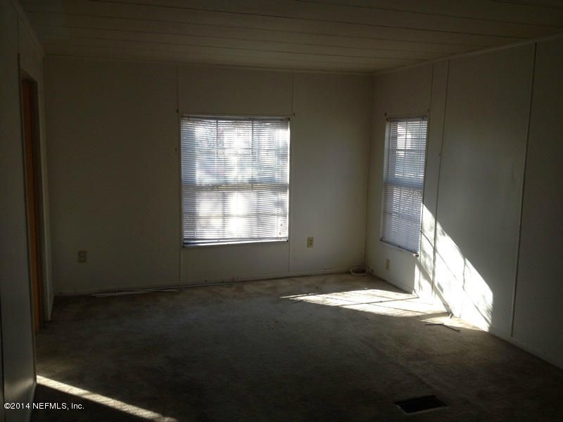 7639 Mc Cowan Dr, Jacksonville, FL 32244