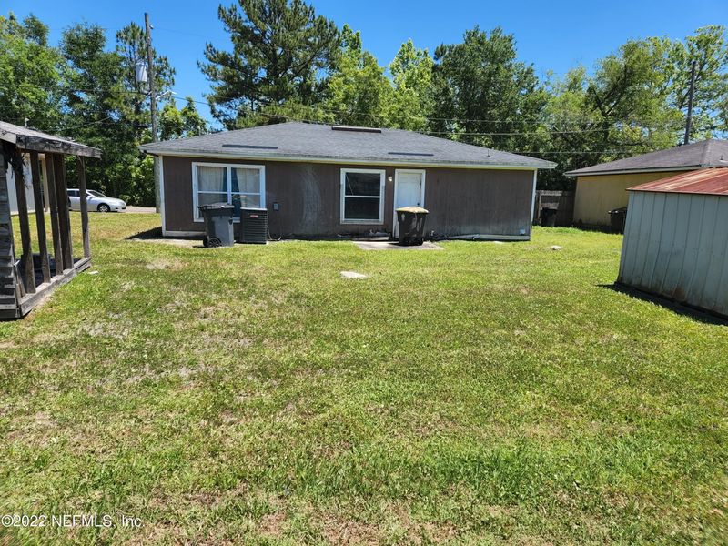 7640 Bronson Ln, Jacksonville, FL 32219