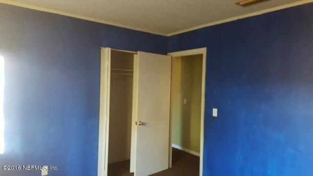 7646 Mc Cowan Dr, Jacksonville, FL 32244