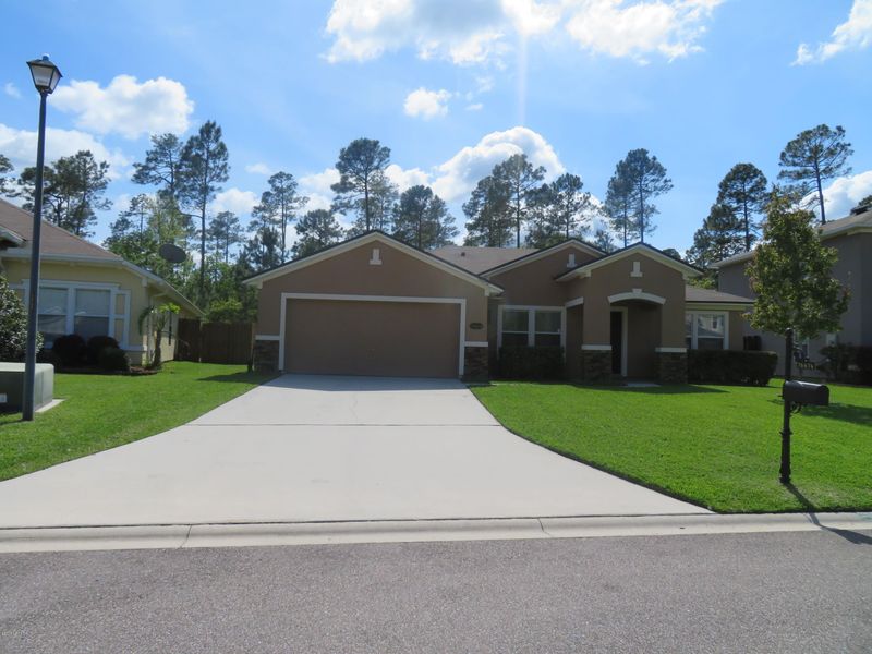 76474 Deerwood Dr, Yulee, FL 32097
