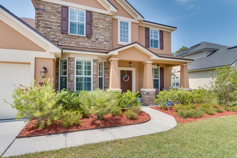 765 W Kings College Dr, St Johns, FL 32259