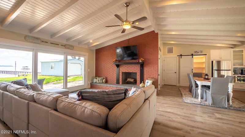 7654 River Ave, Fleming Island, FL 32003