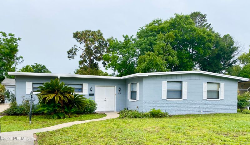 7658 Elvia Dr, Jacksonville, FL 32211