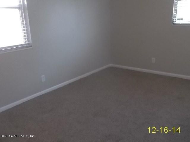 7668 Gordean Rd, Jacksonville, FL 32221