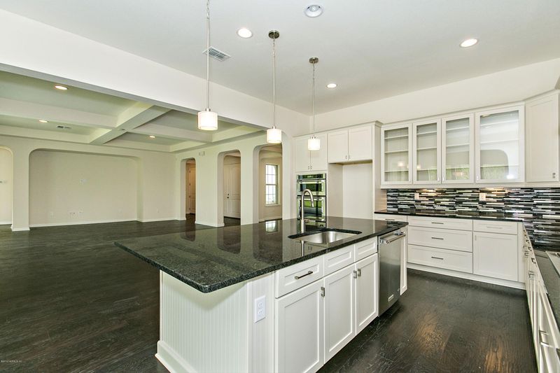 77 Amalurra Trl, St Johns, FL 32259