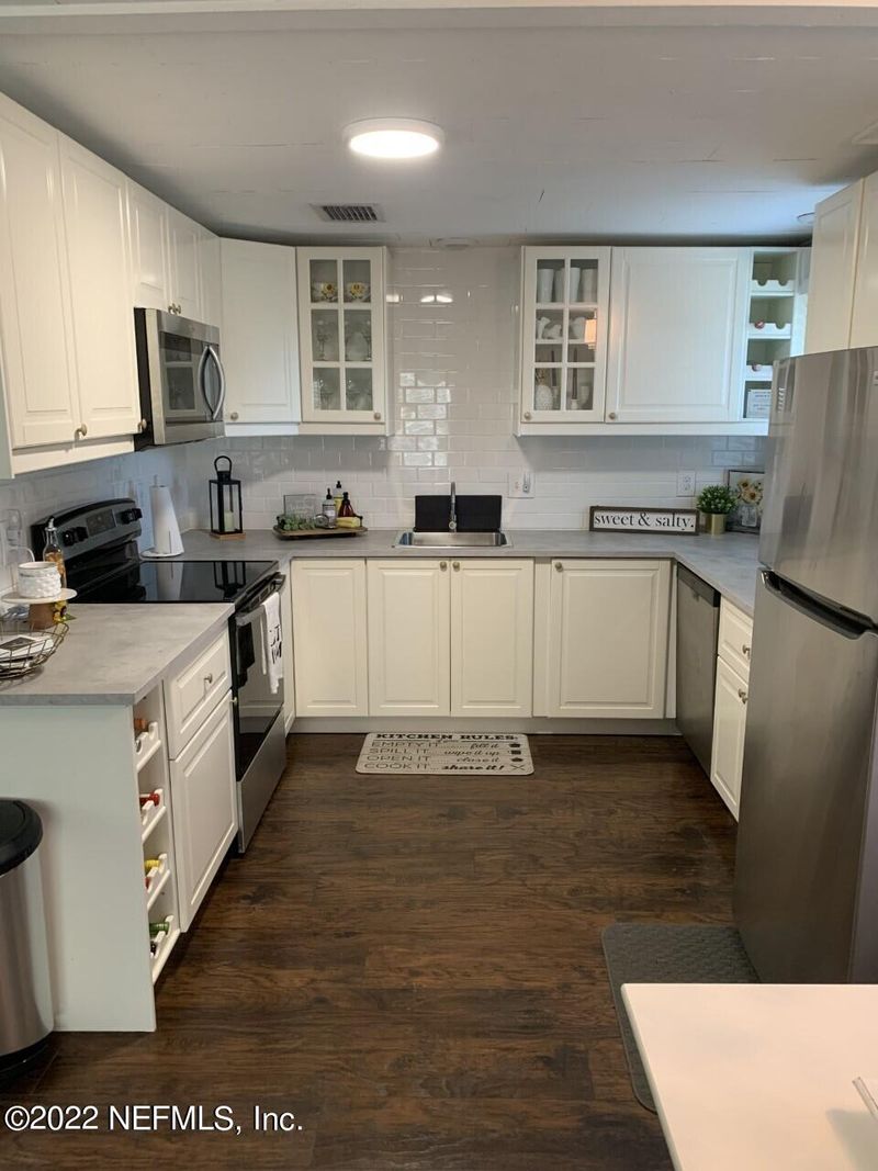 77 Angelo Ln, St Augustine, FL 32086