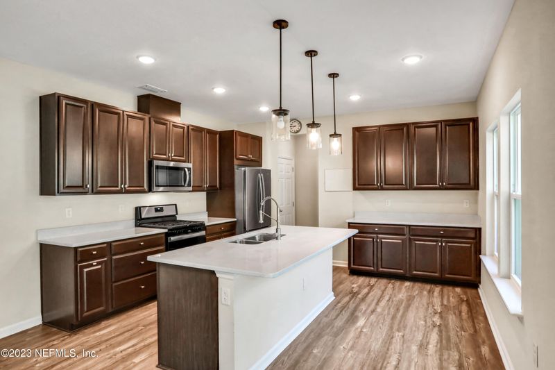 770 Chandler Dr, St Johns, FL 32259