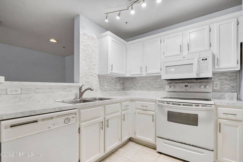 7701 Timberlin Park Blvd #1124, Jacksonville, FL 32256