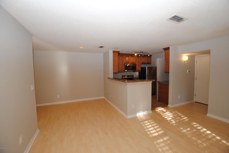 7701 Timberlin Park Blvd #521, Jacksonville, FL 32256