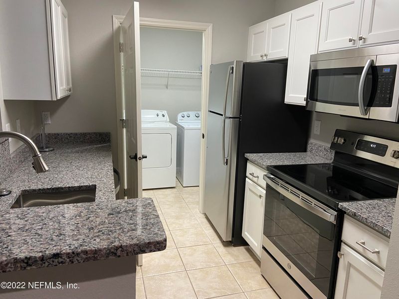 7701 Timberlin Park Blvd #534, Jacksonville, FL 32256
