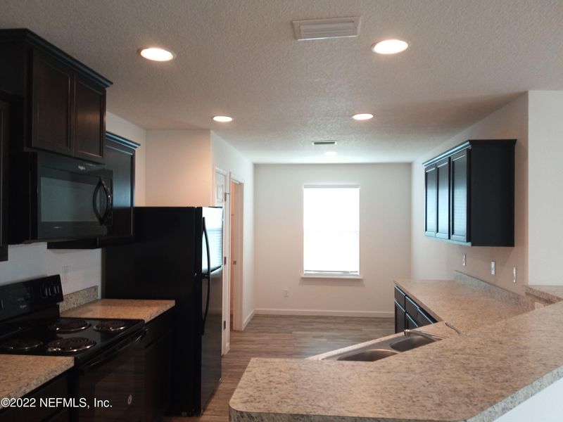 77028 Hardwood Ct, Yulee, FL 32097