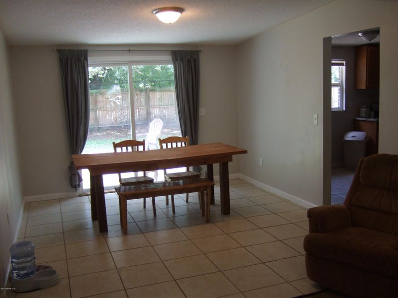 7704 Monetta Dr, Jacksonville, FL 32277