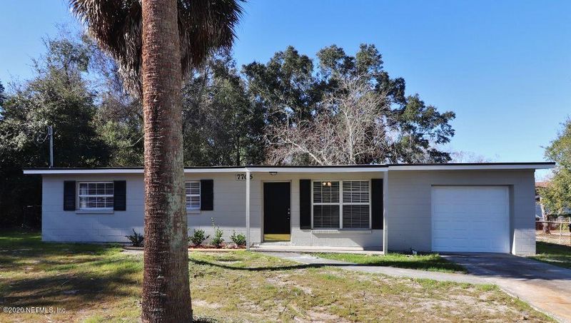 7706 Lake Park Dr, Jacksonville, FL 32208