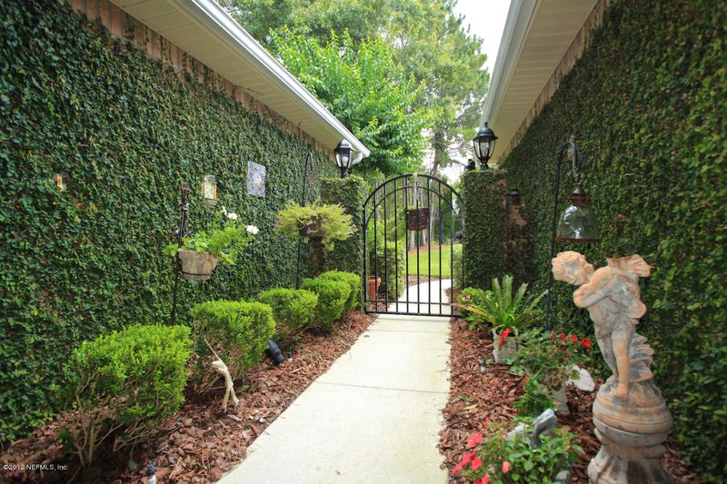 7708 Deerwood Point Pl, Jacksonville, FL 32256